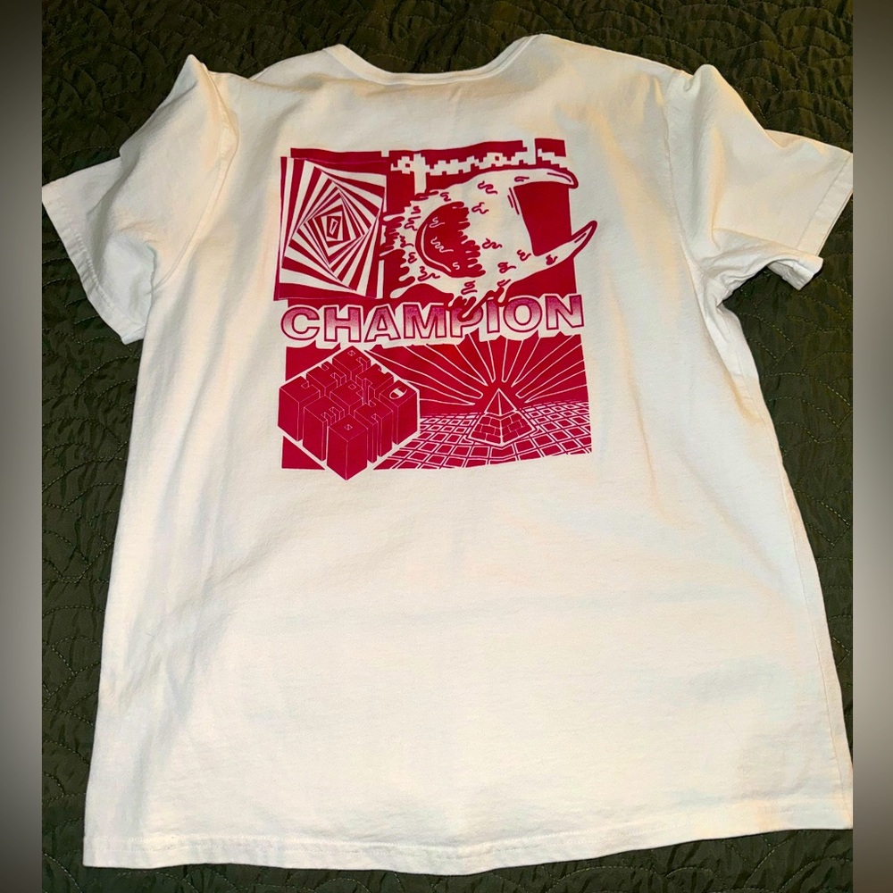 Champion men’s large graphic white t-shirt